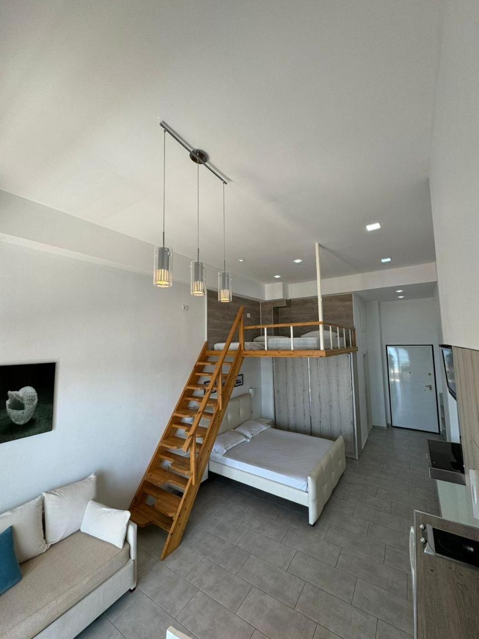 Kleopatra Apartment